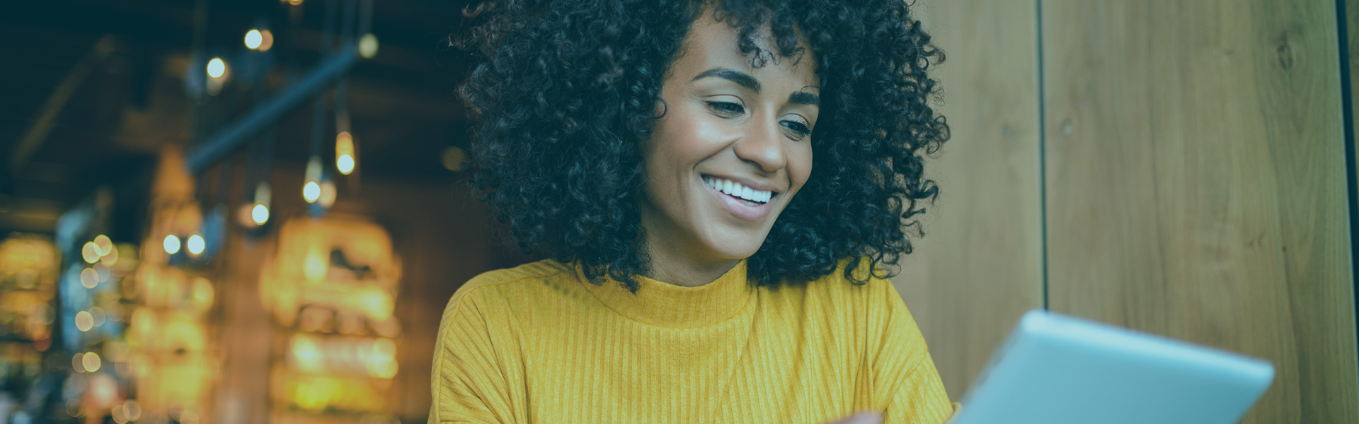 Women on iPad using Online Banking